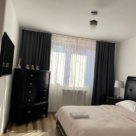 Laura Apartament Târgu-Mureş Exteriör bild