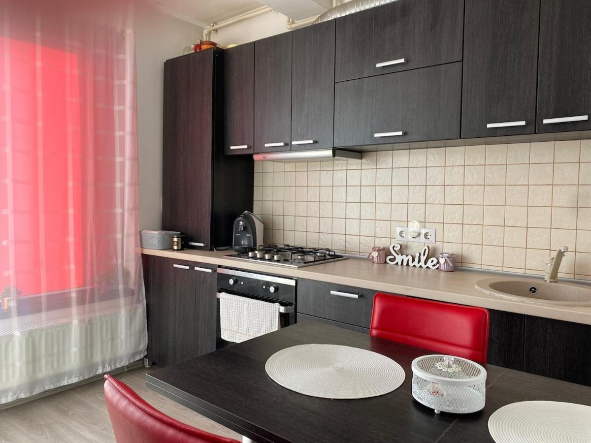Laura Apartament Târgu-Mureş Exteriör bild